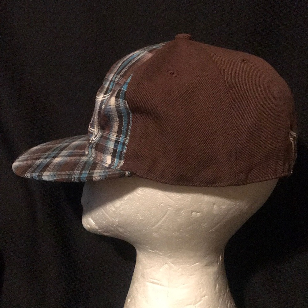 TAPOUT Hat - Picture 5 of 8